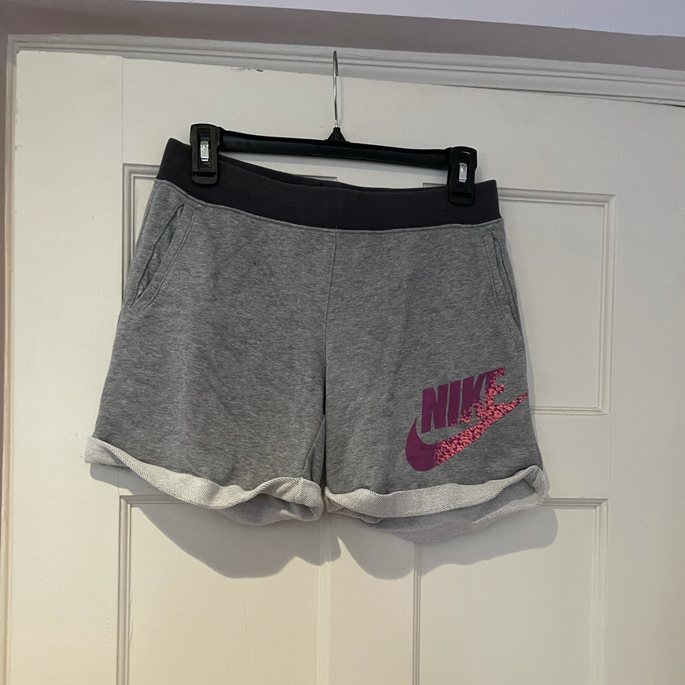 Nike shorts worn once size XL in girls fits a women’s size XS or small